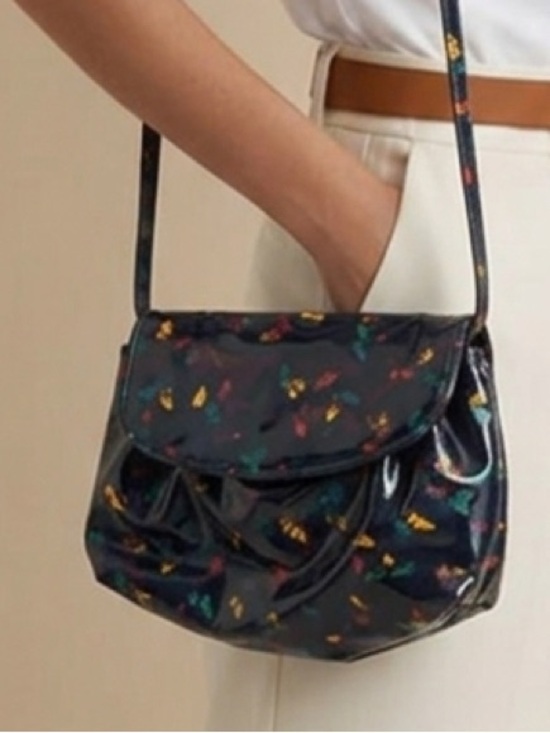 Bottega Veneta Handbags - BLACK BOTTEGA VENETA BUTTERFLY Vinyl Crossbody Bag VINTAGE 80’s